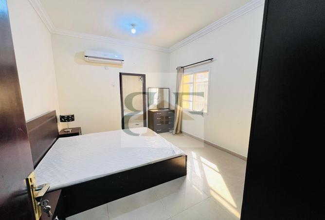 972121 - Property Image 3