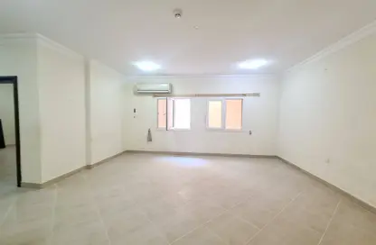 شقة - 2 غرف نوم - 2 حمامات للايجار في منتزه 7 - المنتزه - الدوحة