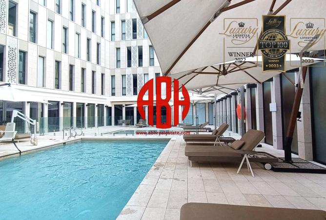 932301 - Property Image 2