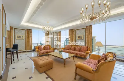 Living Room image for: Apartment - 4 Bedrooms - 6 Bathrooms for rent in West Bay Tower - West Bay - West Bay - Doha, Image 1