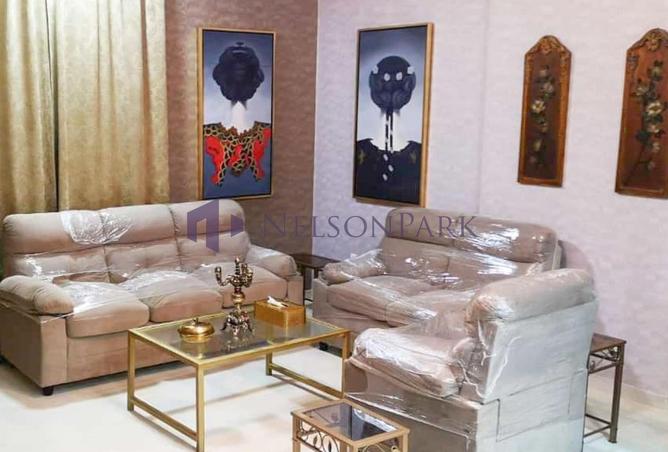 985250 - Property Image 3