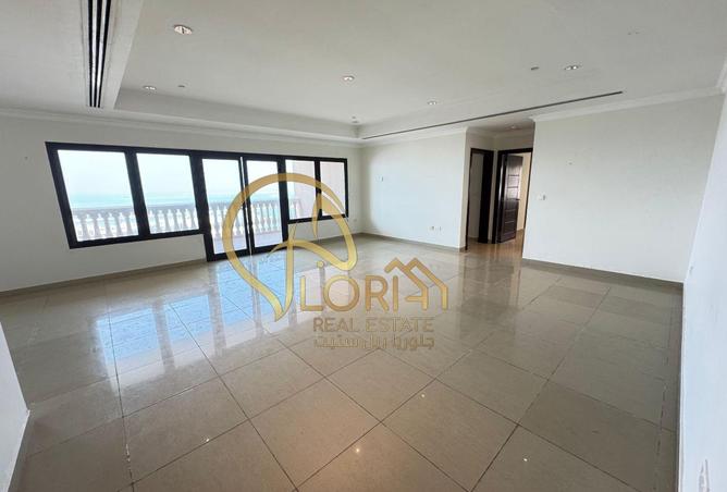 942455 - Property Image 2