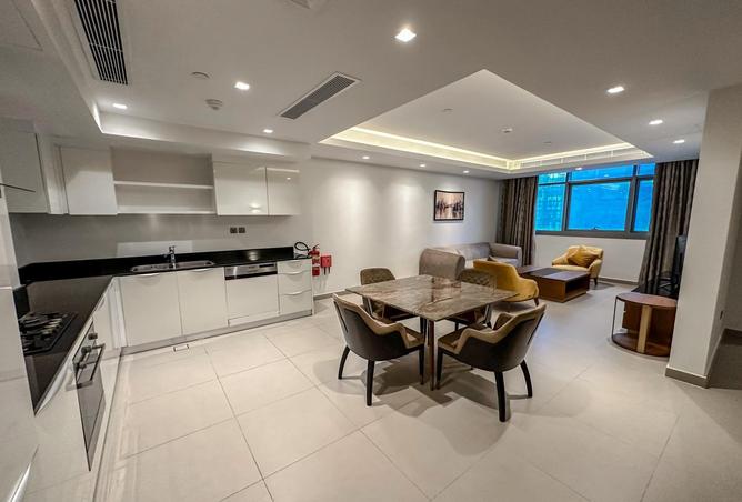 915869 - Property Image 2