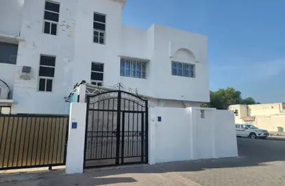 Villa - Studio - 6 Bathrooms for rent in Madinat Khalifa Building 58 - Madinat Khalifa South - Madinat Khalifa - Doha
