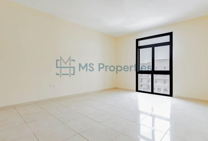 997187 - Property Image 2