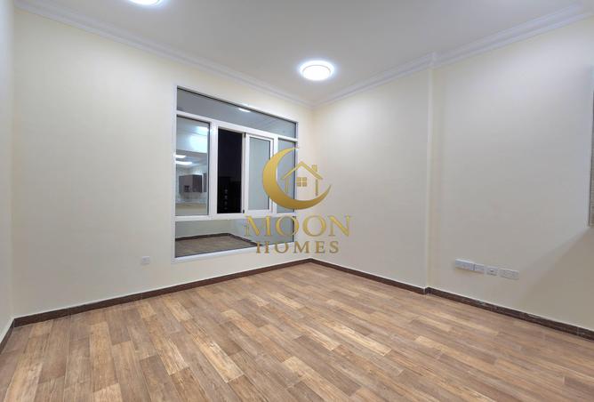 972922 - Property Image 2