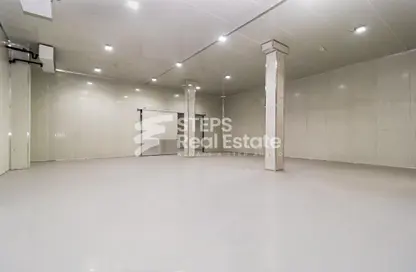 Warehouse - Studio for sale in Industrial Area 4 - Industrial Area - Industrial Area - Doha