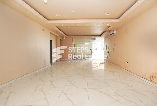 Shop - Studio for rent in Bu Hamour Street - Abu Hamour - Doha