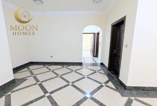 976319 - Property Image 3