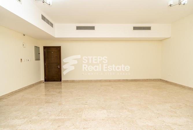 978213 - Property Image 3