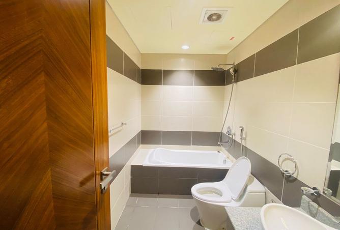 952391 - Property Image 2