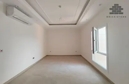 Apartment - 2 Bedrooms - 2 Bathrooms for rent in Al Nasr Street - Al Nasr - Doha