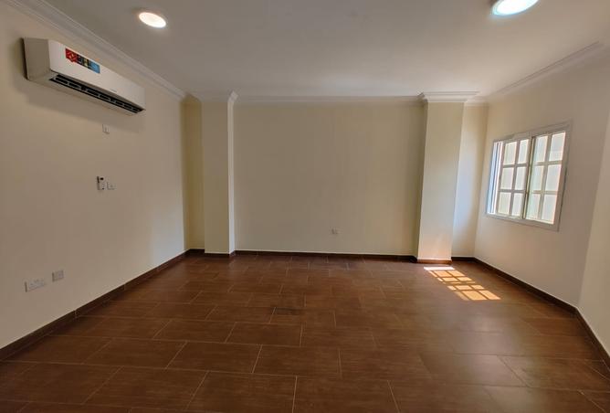 938825 - Property Image 3