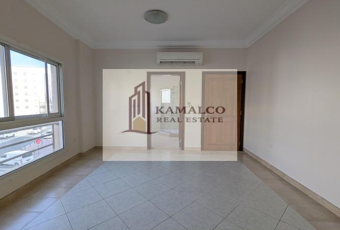 995746 - Property Image 3