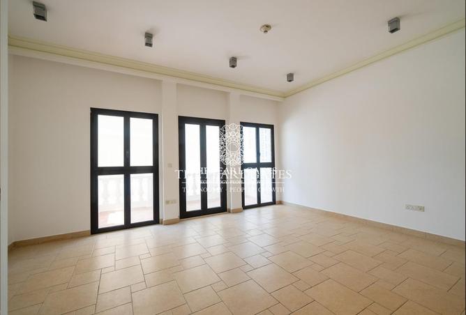 857151 - Property Image 2
