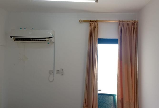 998547 - Property Image 2