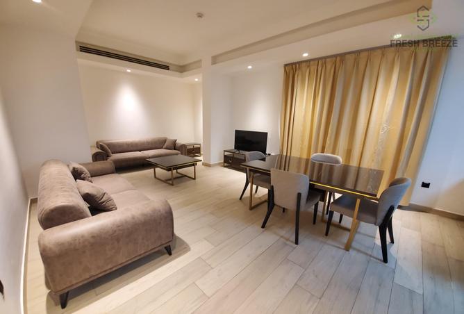 903414 - Property Image 2