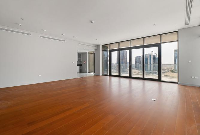 977656 - Property Image 2