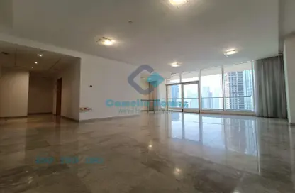 Apartment - 3 Bedrooms - 5 Bathrooms for rent in Diplomatic Street - West Bay - Doha