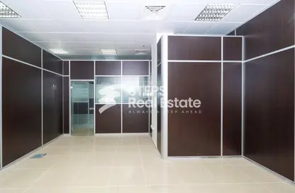 Office Space - Studio - 1 Bathroom for rent in Financial Square - C-Ring - Doha