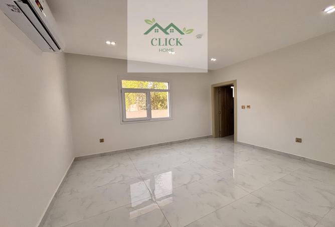 967664 - Property Image 3