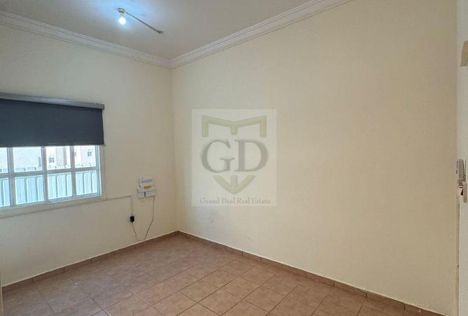 942114 - Property Image 2