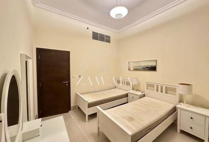 1007296 - Property Image 3