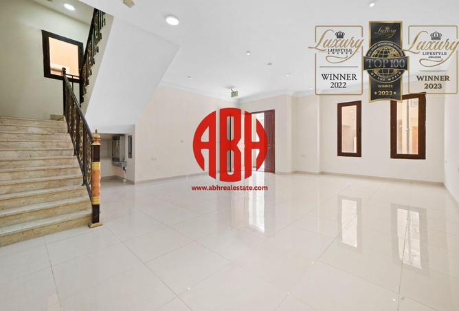 926036 - Property Image 2