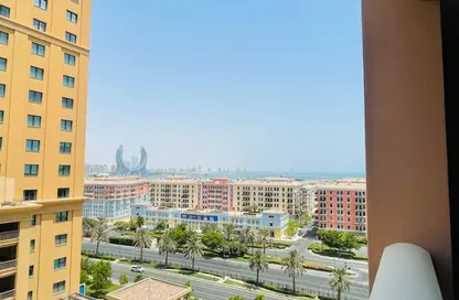 Apartment - 1 Bedroom - 2 Bathrooms for sale in Tower 14 - Porto Arabia - The Pearl Island - Doha