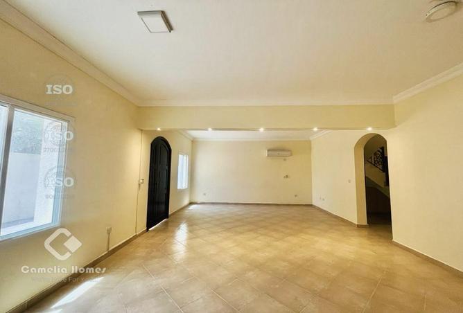 978447 - Property Image 3