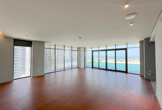 947252 - Property Image 2