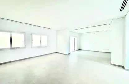 Villa - 3 Bedrooms - 4 Bathrooms for rent in Ain Khaled Villas - Ain Khaled - Doha