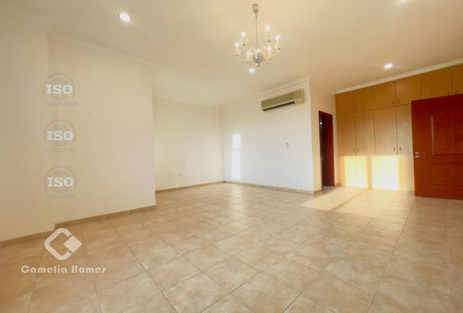 938640 - Property Image 2