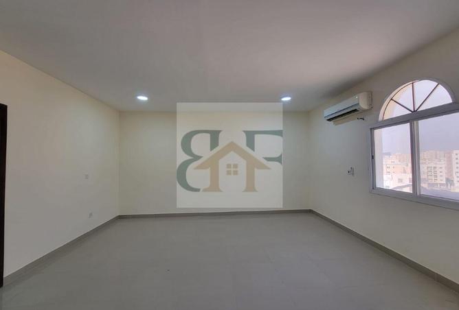 933478 - Property Image 2