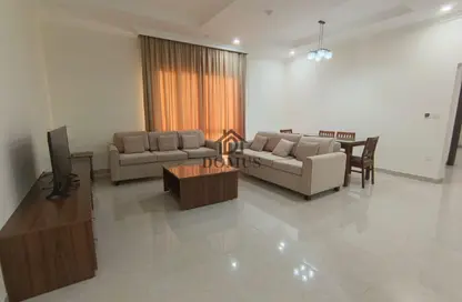 Apartment - 2 Bedrooms - 2 Bathrooms for rent in Tadmur Street - Old Airport Road - Doha