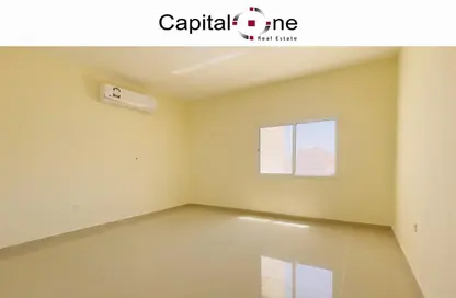 Empty Room image for: Apartment - 2 Bedrooms - 2 Bathrooms for rent in Mamoura 18 - Al Maamoura - Doha, Image 1