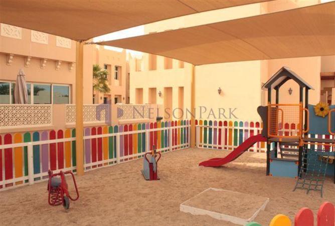 982807 - Property Image 2