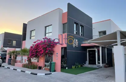 مجمع سكني - 4 غرف نوم - 4 حمامات للايجار في المعمورة 18 - المعمورة - الدوحة