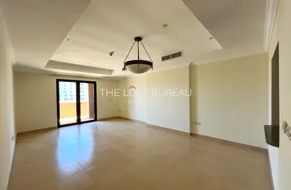 Apartment - 1 Bedroom - 2 Bathrooms for rent in West Porto Drive - Porto Arabia - The Pearl Island - Doha