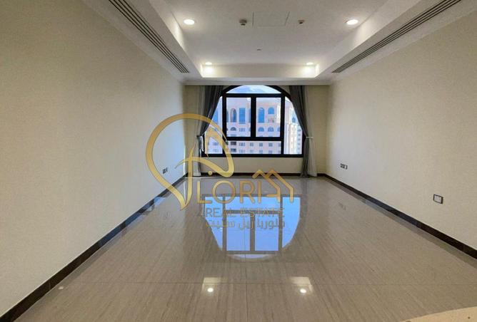 941366 - Property Image 3