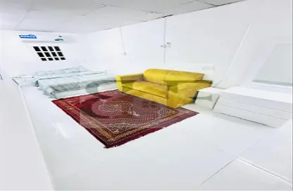 شقة - 1 حمام للايجار في شارع المطار القديم - طريق المطار القديم - الدوحة شقة - 1 حمام للايجار في شارع المطار القديم - طريق المطار القديم - الدوحة