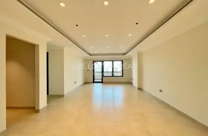Apartment - 2 Bedrooms - 3 Bathrooms for rent in East Porto Drive - Porto Arabia - The Pearl Island - Doha