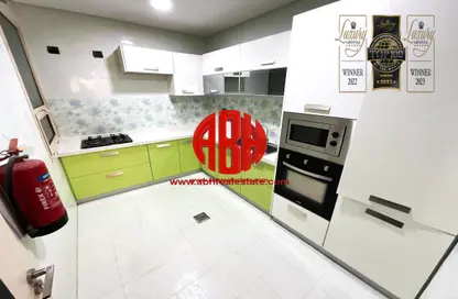 Apartment - 2 Bedrooms - 3 Bathrooms for rent in Al Sadd Road - Al Sadd - Doha