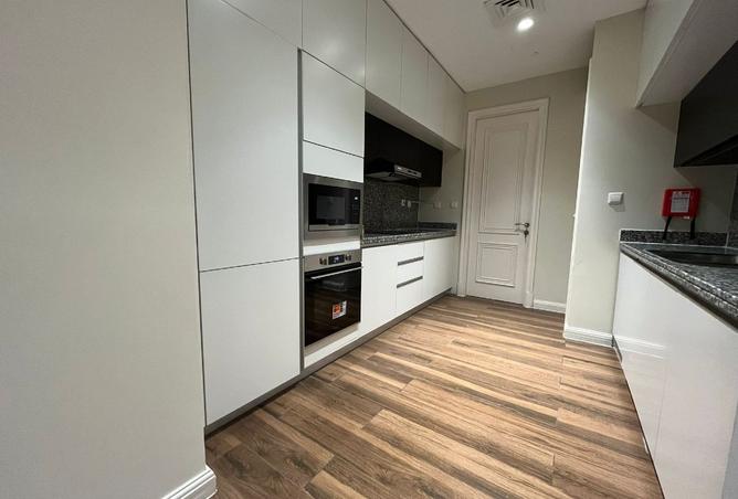 990250 - Property Image 3