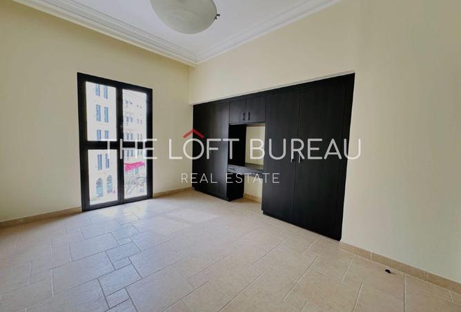 999385 - Property Image 3