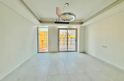 Apartment - 1 Bedroom - 2 Bathrooms for rent in Gewan Island - The Pearl Island - Doha