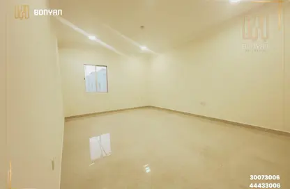 Villa - 5 Bedrooms - 5 Bathrooms for rent in Al Kheesa - Al Kheesa - Umm Salal Mohammed