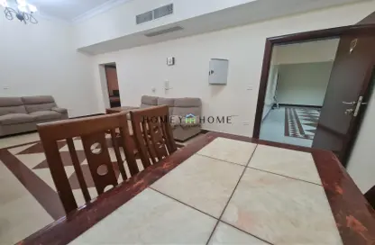 Stairs image for: Apartment - 1 Bedroom - 1 Bathroom for rent in Al Sadd - Al Sadd - Doha, Image 1