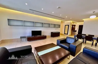 Living / Dining Room image for: Apartment - 2 Bedrooms - 2 Bathrooms for rent in Sara Tower - West Bay - West Bay - Doha, Image 1