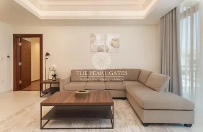 Apartment - 1 Bedroom - 2 Bathrooms for rent in Gewan Island - The Pearl Island - Doha